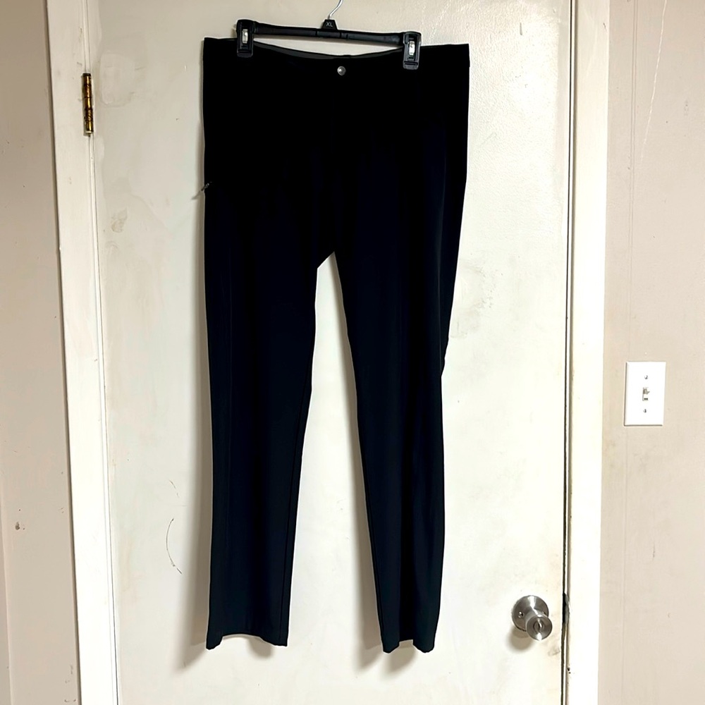 Patagonia woman’s Quandary pants. Size 12